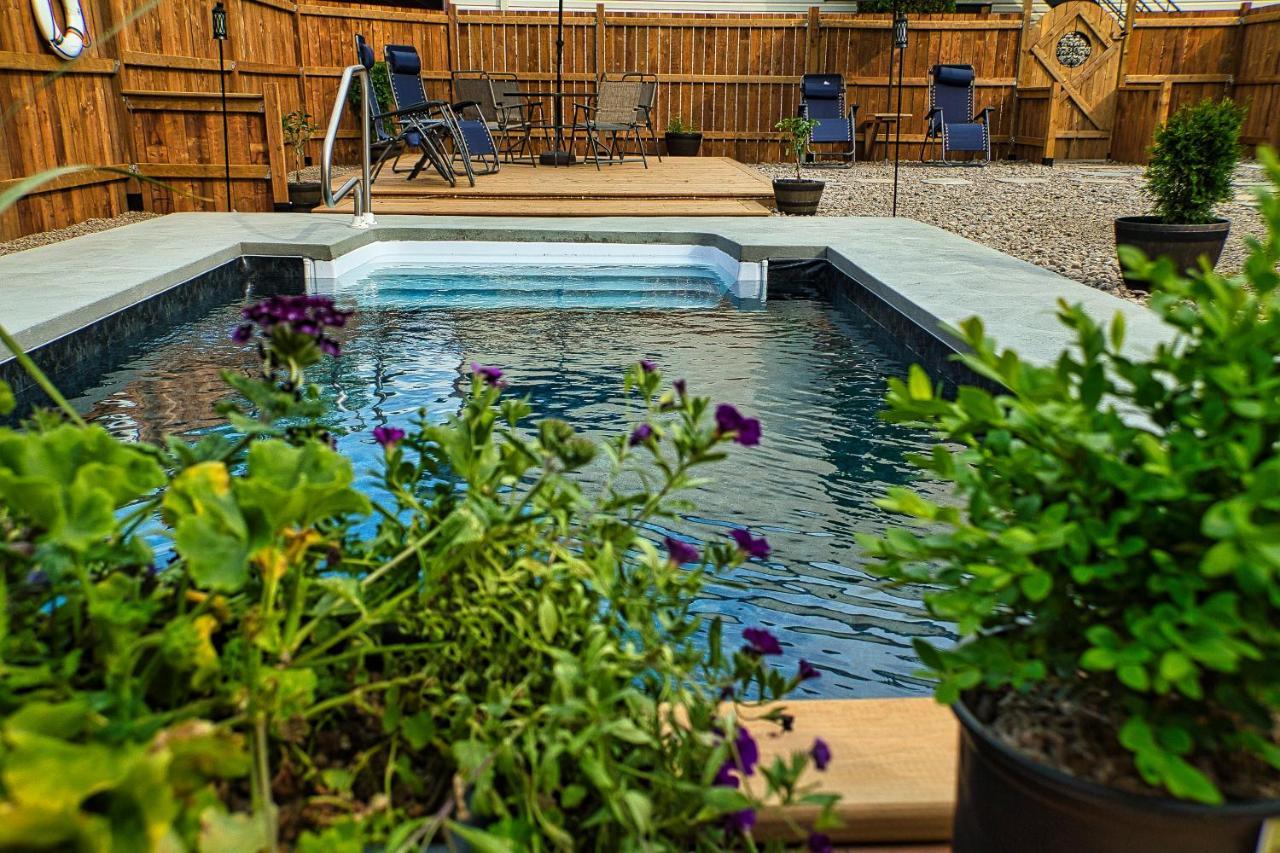 Auberge Motel Drakkar Шавиниган Экстерьер фото